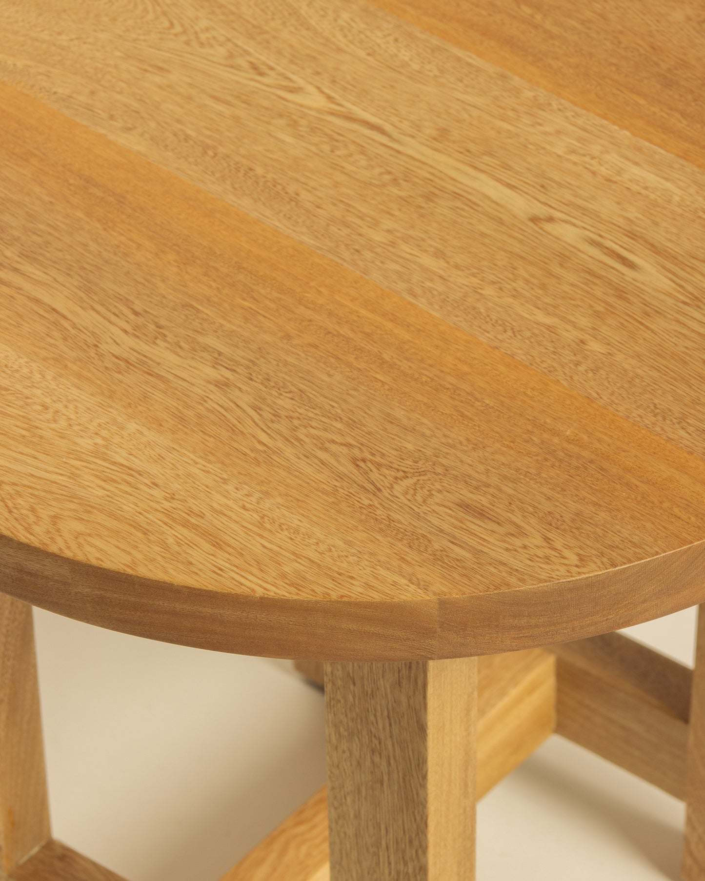 Mesa Lateral Mariana